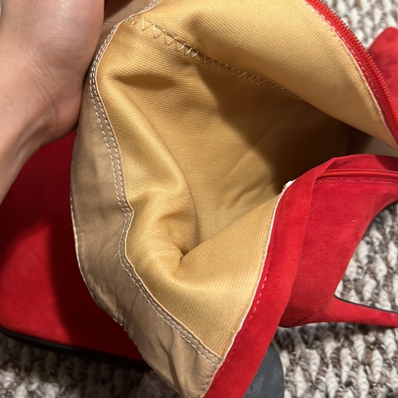 Red booties - Picture 4 of 4